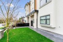 2-8464 15Th Avenue, Burnaby, BC 