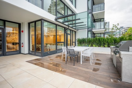 1304-135 13Th Street E, North Vancouver, BC 