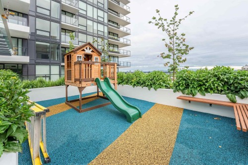 1304-135 13Th Street E, North Vancouver, BC 