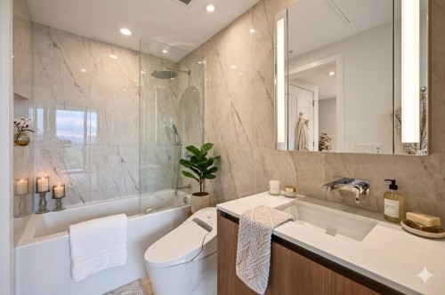 1304-135 13Th Street E, North Vancouver, BC 
