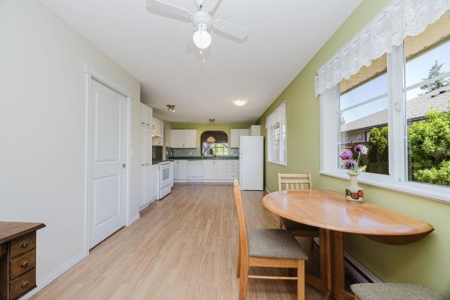 6317 Williams Place, Sechelt, BC 