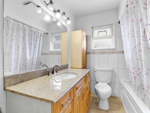 2514 27Th Avenue E, Vancouver, BC 