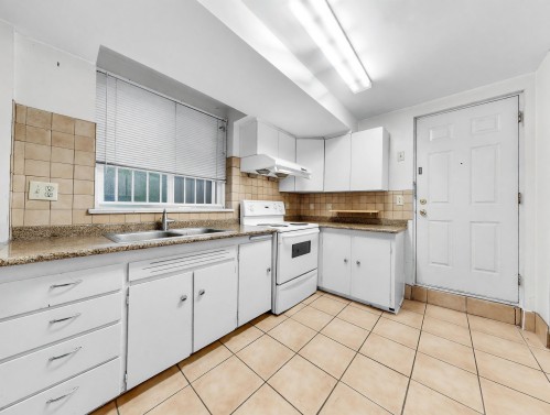 2514 27Th Avenue E, Vancouver, BC 