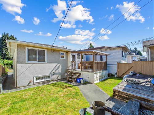 2514 27Th Avenue E, Vancouver, BC 