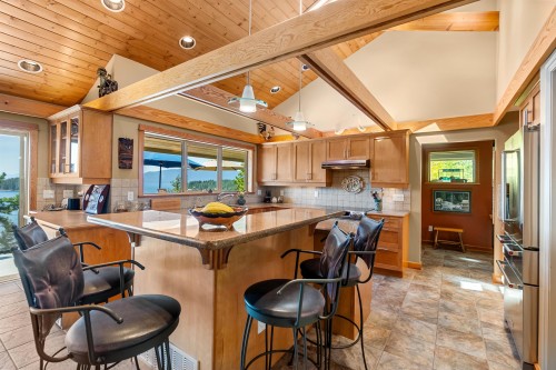 4266 Orca Road, Garden Bay, BC 