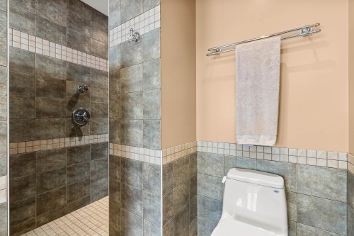 4266 Orca Road, Garden Bay, BC 