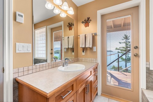 4266 Orca Road, Garden Bay, BC 