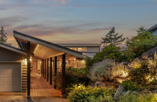 4266 Orca Road, Garden Bay, BC 