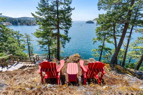 4266 Orca Road, Garden Bay, BC 