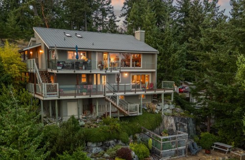 4266 Orca Road, Garden Bay, BC 