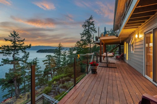 4266 Orca Road, Garden Bay, BC 