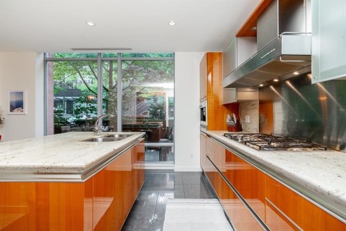 1163 Cordova Street W, Vancouver, BC 
