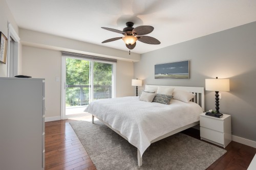 27454 110 Avenue, Maple Ridge, BC - Indoor Photo Showing Bedroom