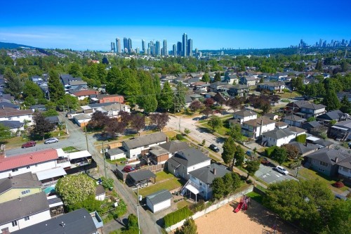 3081 Georgia Street E, Vancouver, BC 