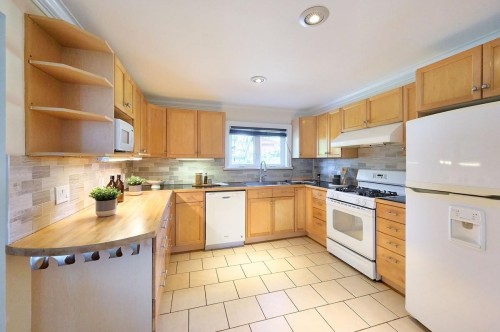 3081 Georgia Street E, Vancouver, BC 