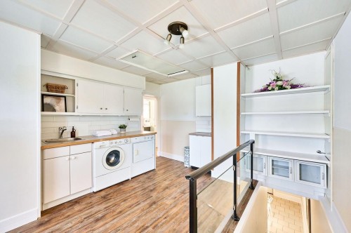 3081 Georgia Street E, Vancouver, BC 