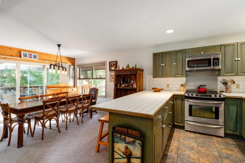 6250 Eagle Drive, Whistler, BC 