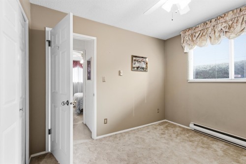 22641 Brown Avenue, Maple Ridge, BC 