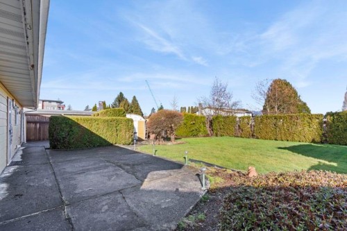 22641 Brown Avenue, Maple Ridge, BC 