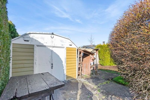 22641 Brown Avenue, Maple Ridge, BC 