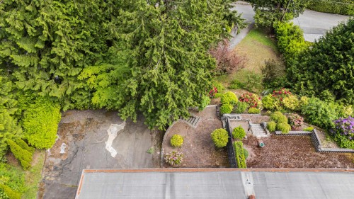 195 Normanby Crescent, West Vancouver, BC 