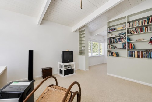195 Normanby Crescent, West Vancouver, BC 