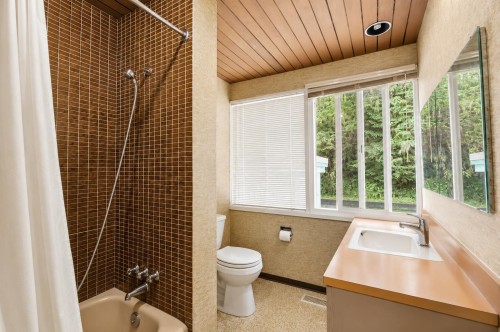 195 Normanby Crescent, West Vancouver, BC 