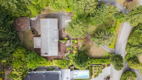 195 Normanby Crescent, West Vancouver, BC 
