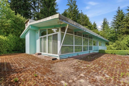 195 Normanby Crescent, West Vancouver, BC 