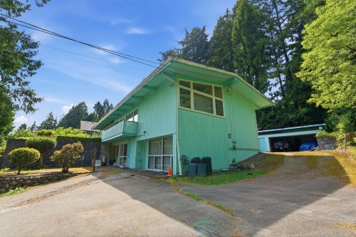 195 Normanby Crescent, West Vancouver, BC 