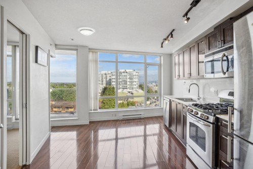 810-4815 Eldorado Mews  Vancouver, BC V5R 0B2