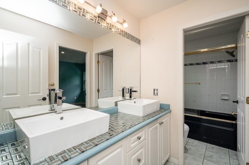 5740 Moncton Street, Richmond, BC 
