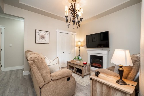 5740 Moncton Street, Richmond, BC 
