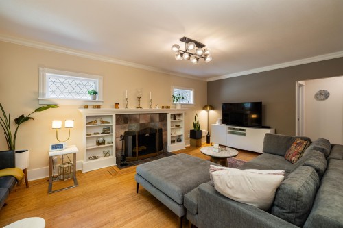 4343 11Th Avenue, Vancouver, BC 