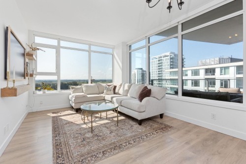 2107-8538 River District Crossing, Vancouver, BC - Indoor Photo Showing Living Room