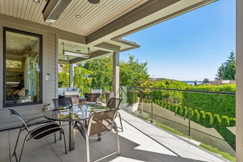 2668 Haywood Avenue, West Vancouver, BC 
