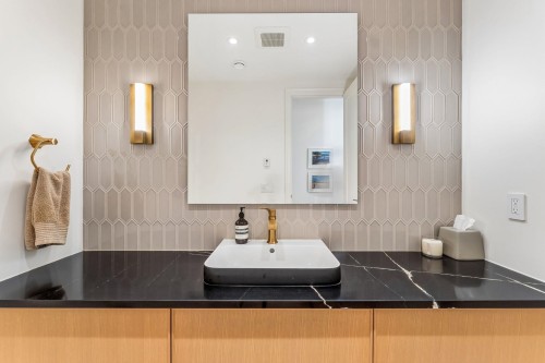 2668 Haywood Avenue, West Vancouver, BC 