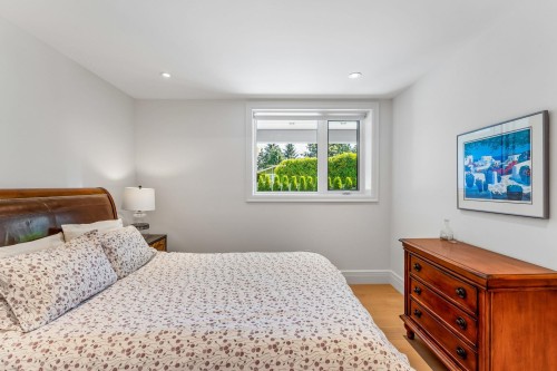 2668 Haywood Avenue, West Vancouver, BC 