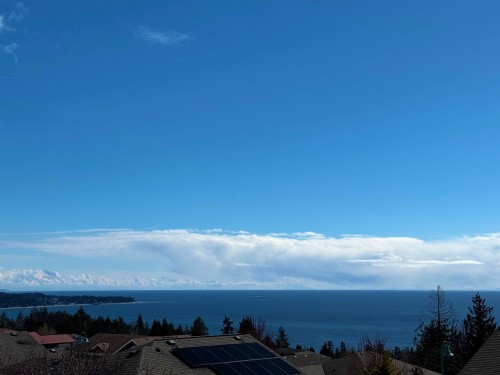 6263 Apollo Road  Sechelt, BC V7Z 0N7