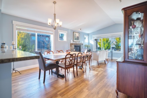 6263 Apollo Road, Sechelt, BC 