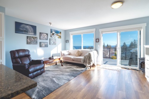 6263 Apollo Road, Sechelt, BC 