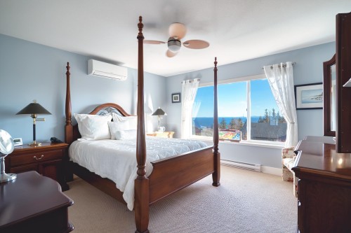 6263 Apollo Road, Sechelt, BC 