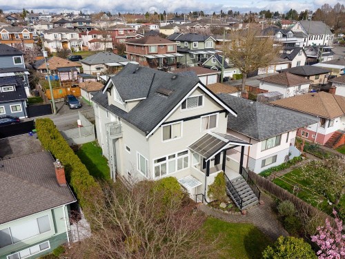 111 61St Avenue E, Vancouver, BC 