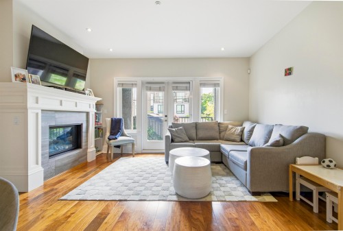 2436 8Th Avenue W, Vancouver, BC 