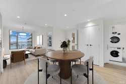 401-755 Harbourside Drive North Vancouver, BC V7P 0G1