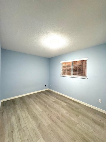 4156 Cambridge Street, Burnaby, BC - Indoor Photo Showing Other Room