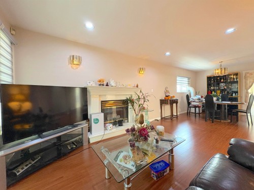 4156 Cambridge Street, Burnaby, BC - Indoor Photo Showing Living Room With Fireplace