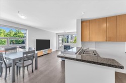 302-2680 Arbutus Street  Vancouver, BC V6J 5L8