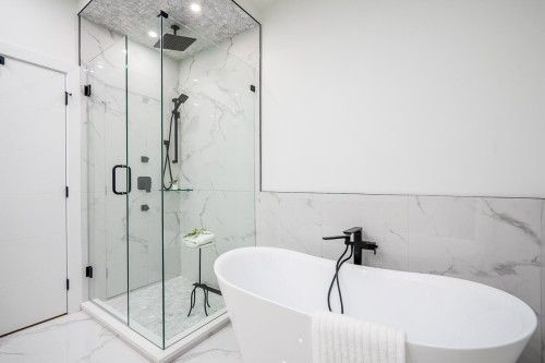 2-7303 14Th Avenue, Burnaby, BC 