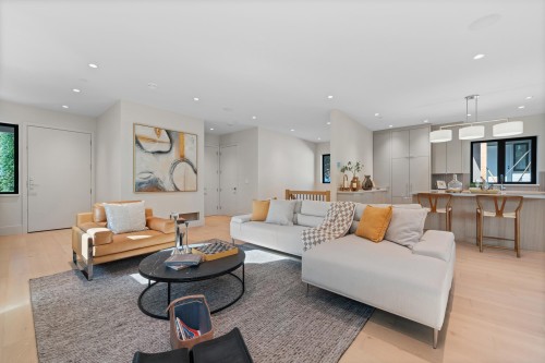 5663 Westport Road, West Vancouver, BC 